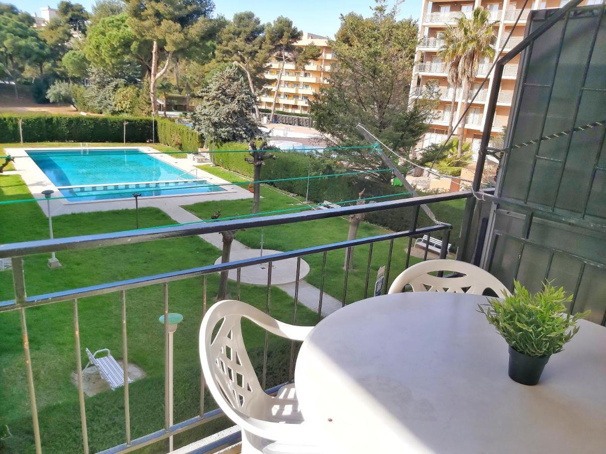 Apartamentos Casanostra Салоу Экстерьер фото