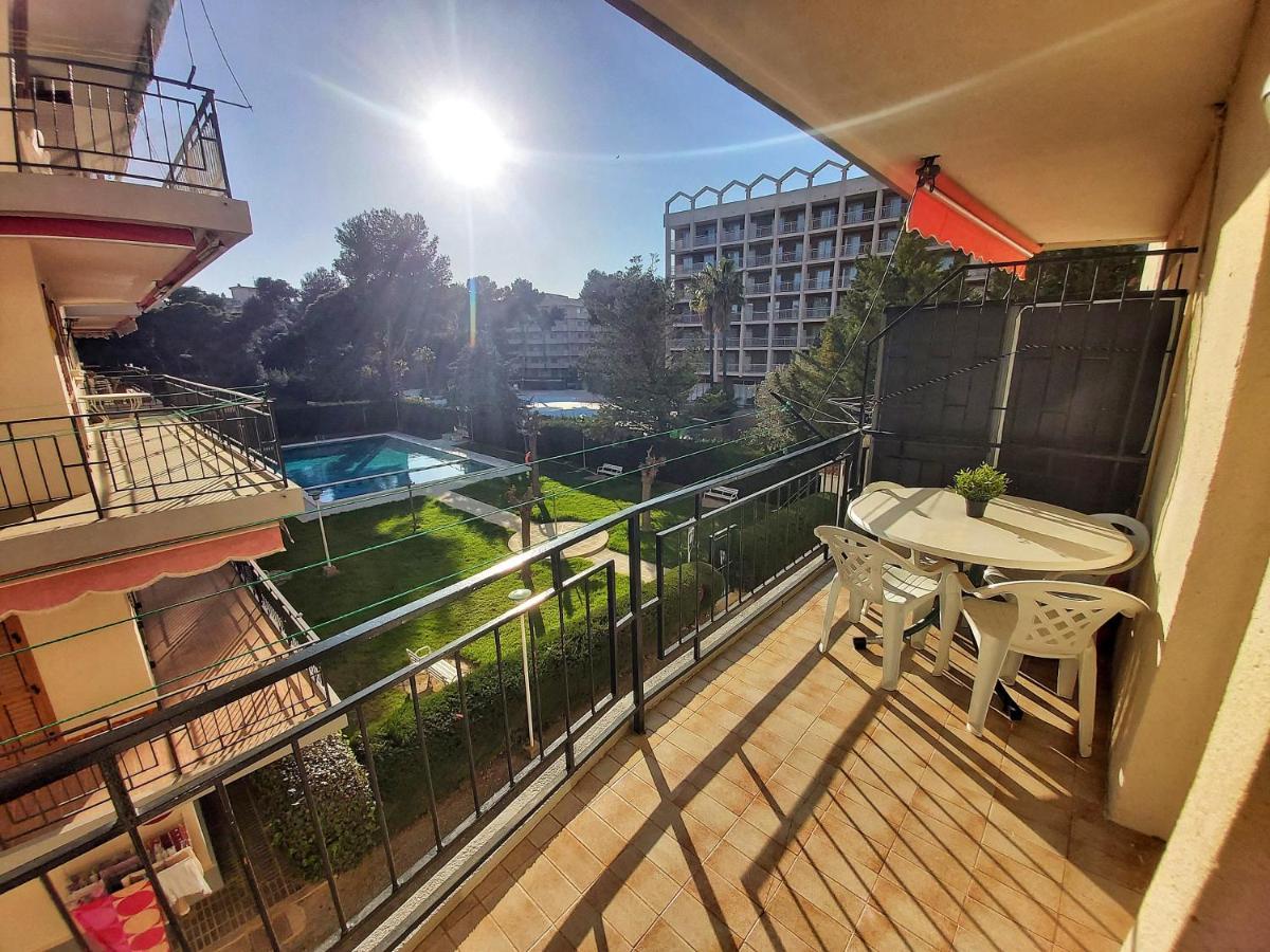 Apartamentos Casanostra Салоу Экстерьер фото