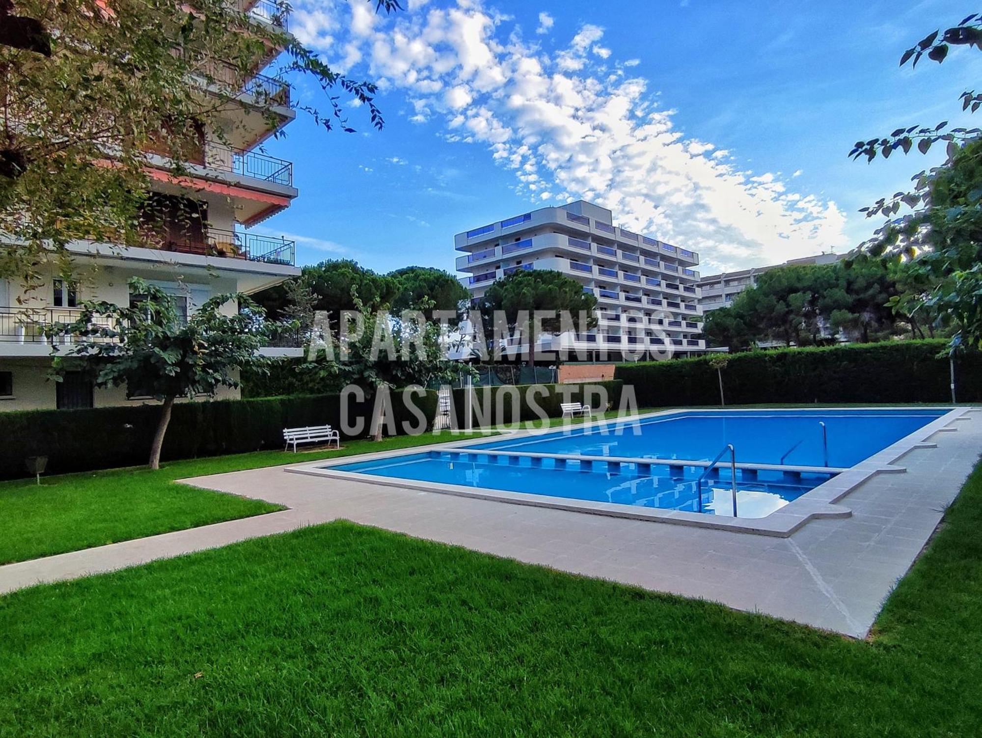 Apartamentos Casanostra Салоу Экстерьер фото